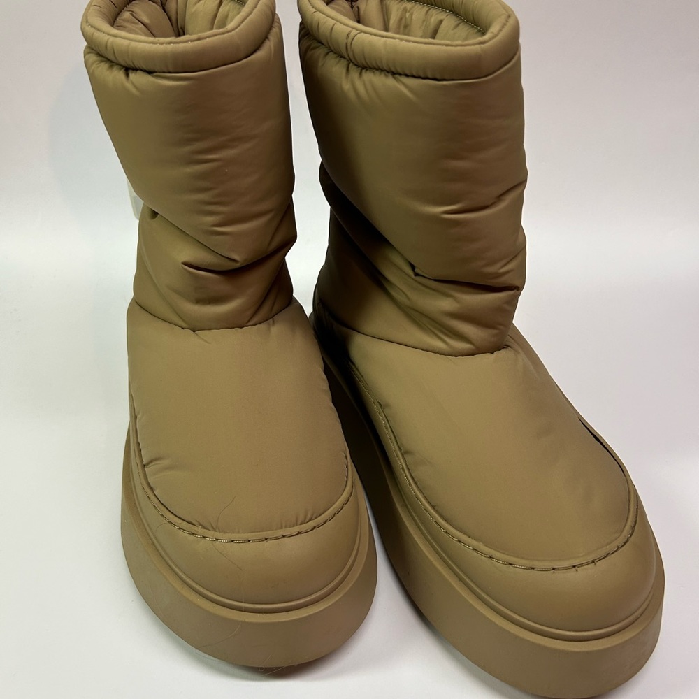 Zara women’s puffer boots ankle bootie snow winter shoes sz 8 NEW
